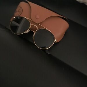 COPY - EUC RAY-BAN sunglasses orig case and cleaning cloth